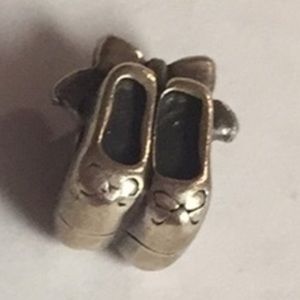 Bundle of 4 pandora beads